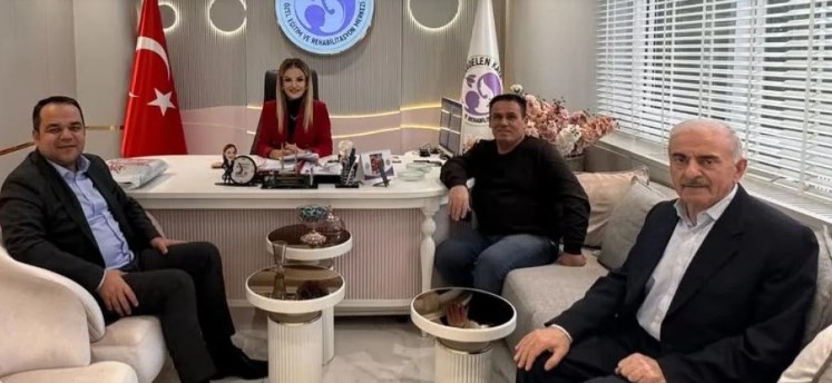 Önder Artuk ve İbrahim Çakal'ı, kurumun kurucusu Hatice Kaya ve eşi Halil Kaya misafir etti.