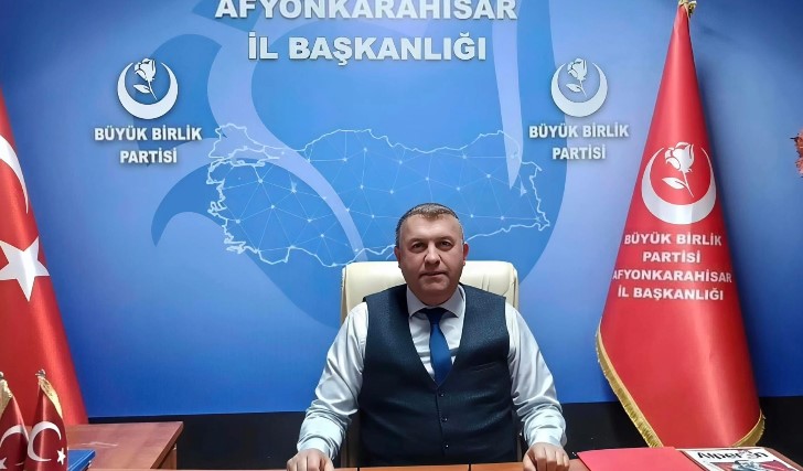 Büyük Birlik Partisi Afyonkarahisar il başkanı Süleyman Çağlar bir öğretmenin, öğrencisi tarafından öldürülmesine tepki gösterdi.