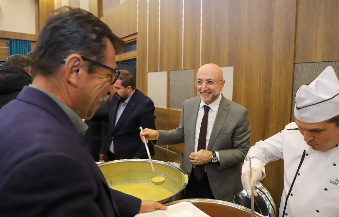 BAŞKAN ŞAHİN DAVULGA BELDESİNDE RAMAZAN COŞKUSUNU YAŞADI - 3