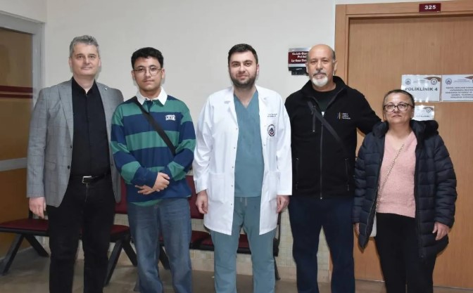 AFSÜ Hastanesi’nde Nadir Görülen Tümör Başarıyla Ameliyat Edilerek Giderildi - 2