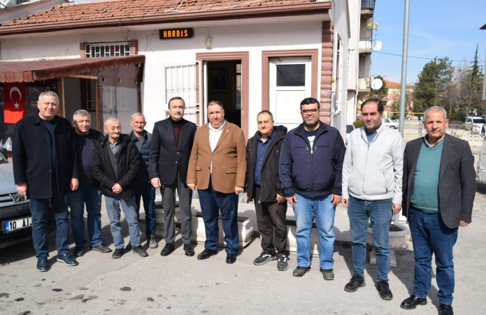 “İyi Değiliz, Yaşamaya Çalışıyoruz!” – Esnafın Feryadı: “Hayırlı İşler Diyorlar Ama Bu İşin Artık Hayrı Mayrı Kalmadı”