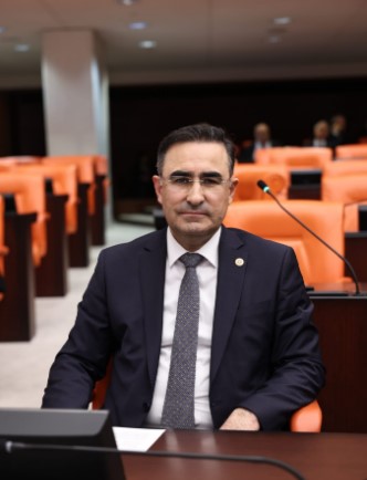 AK Parti Afyonkarahisar Milletvekili Hasan Arslan, Ramazan Bayramı dolayısıyla bir mesaj yayımladı.