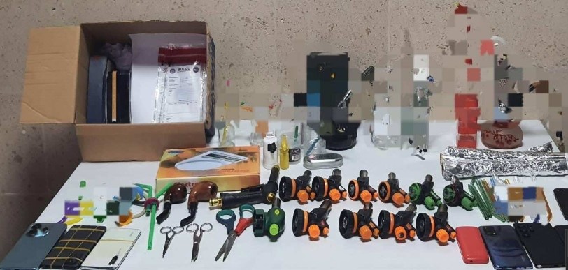 Afyonkarahisar’da Jandarmadan Uyuşturucu Operasyonu: Çok Sayıda Madde ve Aparat Ele Geçirildi