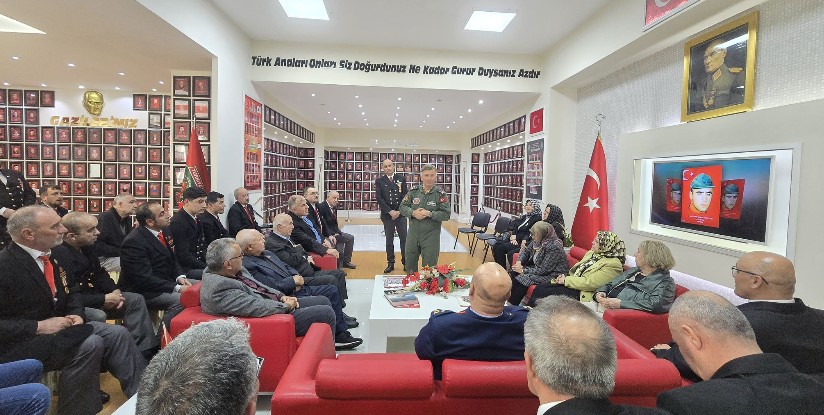 Korgeneral Kadıoğlu’ndan Şehit Aileleri ve Gazilere Anlamlı Ziyaret - 3