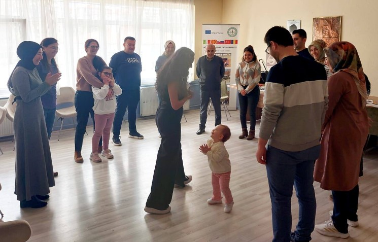 Koda Emirdağ Öğretmen Topluluğu’nda ‘Yaratıcı Drama’ eğitimi gerçekleştirildi.