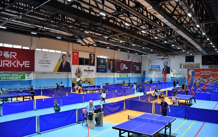 Afyonkarahisar’da Masa Tenisi İl Birinciliği Müsabakaları Sona Erdi