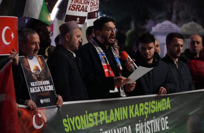 DÜN OLDUĞU GİBİ BUGÜN DE DİRENENLERİN TARAFINDAYIZ! - 6