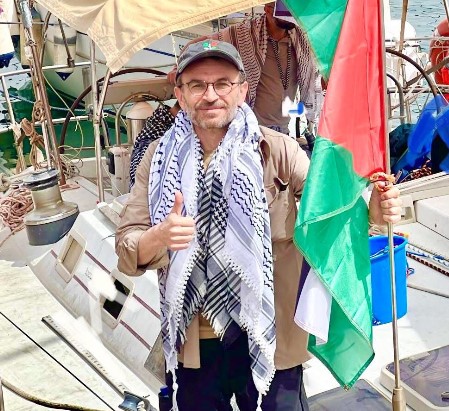 Eğitim Bir Sen 1 Nolu Şube Başkanu Mustafa Arslan SUMUD Filosunda.