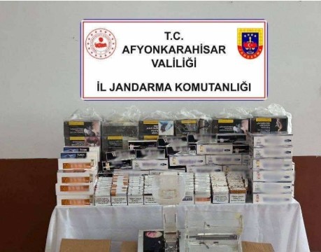 Sandıklı’da Kaçak Tütün Operasyonu: Binlerce Makaron Ele Geçirildi