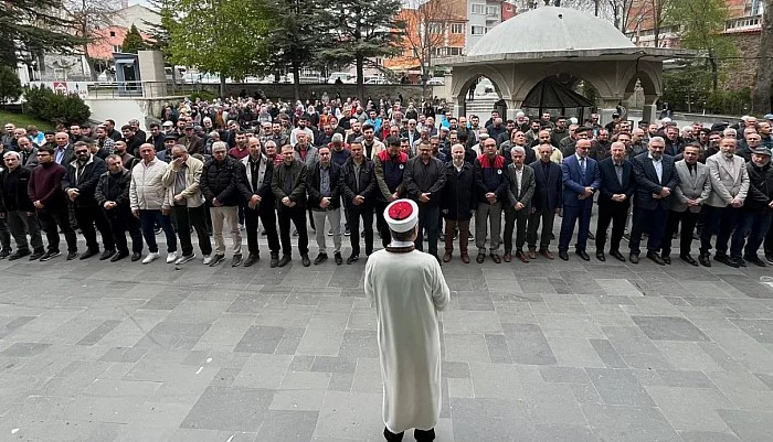 Şehit Öğretmenler İçin Gıyabi Cenaze Namazı Kıldındı.