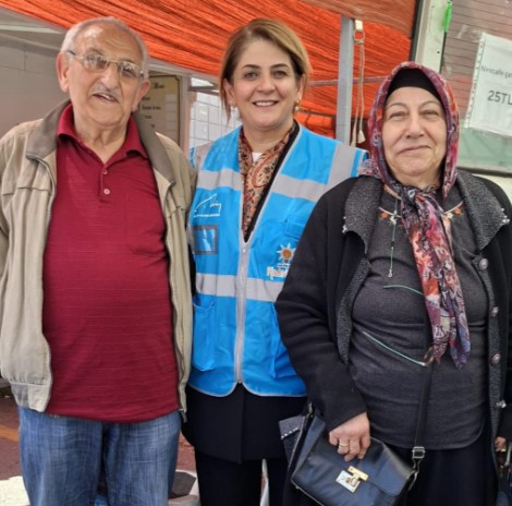 AK KADINLAR KANLICA PAZARI’NDA GÖNÜLLERE DOKUNDU - 2