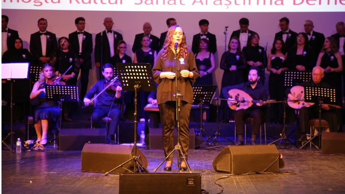 AKSAM’DAN 15. YILINA ÖZEL UNUTULMAYAN ŞARKILAR KONSERİ