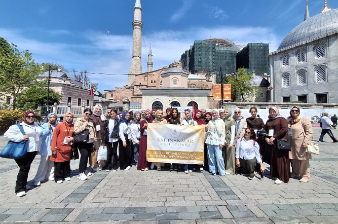 Afyonkarahisarlı Gençlerden İstanbul’da Medeniyet Yolculuğu