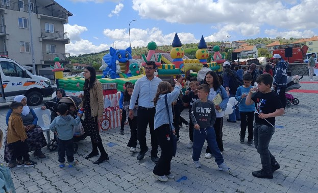 GENÇLİK, SPOR VE ÇOCUK ŞENLİĞİ FESTİVALİ DÜZENLENDİ
