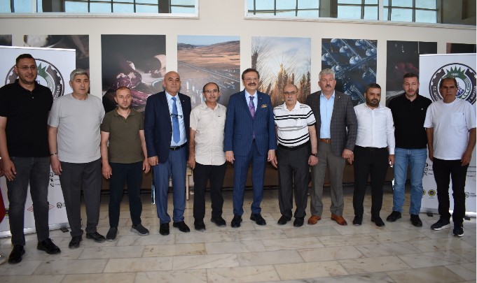 TOBB Başkanı M. Rifat Hisarcıklıoğlu’ndan Afyonkarahisar Ticaret Borsası’na Ziyaret