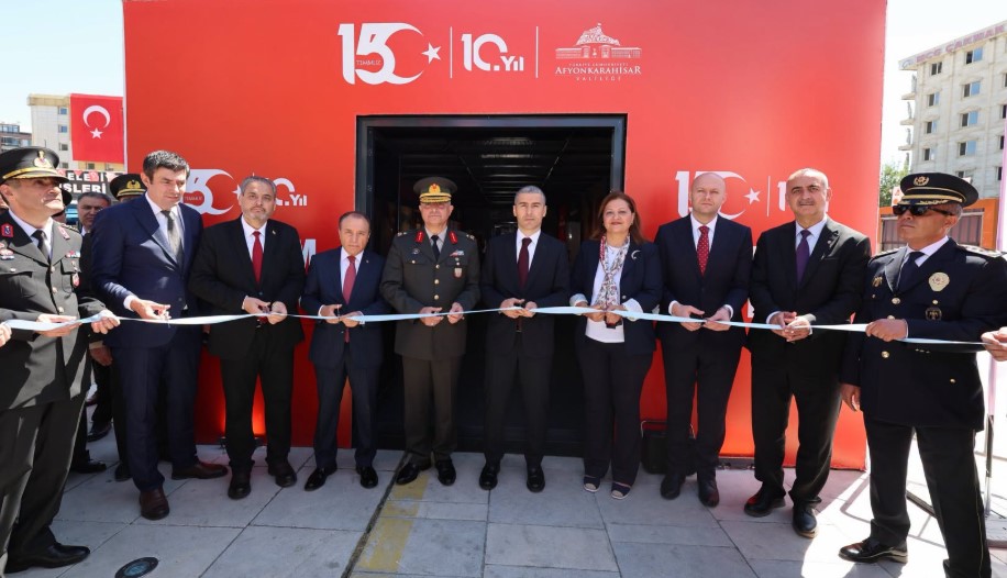 Afyonkarahisar'da 15 Temmuz Anı Çadırı Ziyarete Açıldı